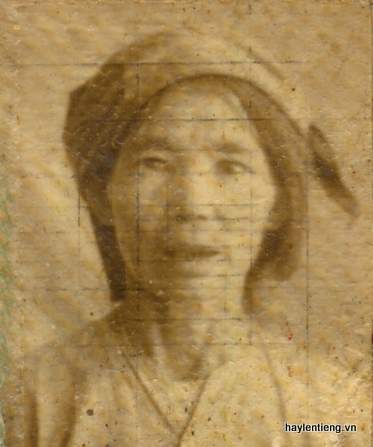 Cụ Phạm Thị Côi ( mẹ của bà Gái)