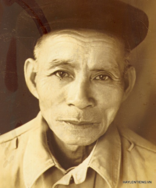 cu Nguyen Huu Khiem